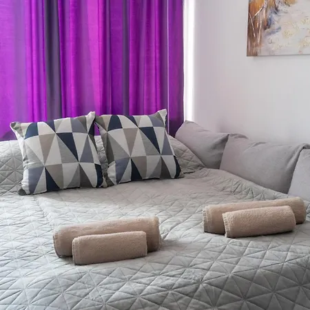 Apartment Soleil Bleu Beachfront Getaway - Beachfront With Sea View - Airport Meet & Greet - Free Parking -