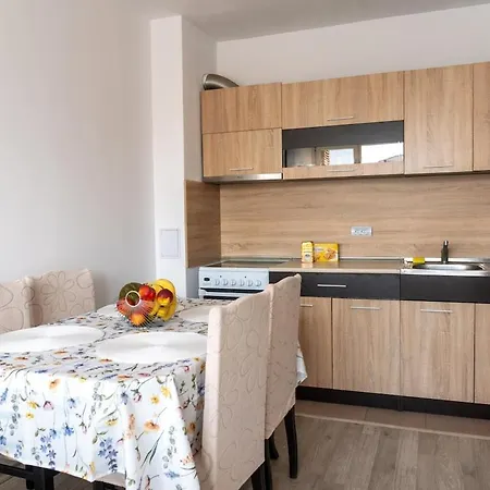 Apartment Soleil Bleu Beachfront Getaway - Beachfront With Sea View - Airport Meet & Greet - Free Parking - *