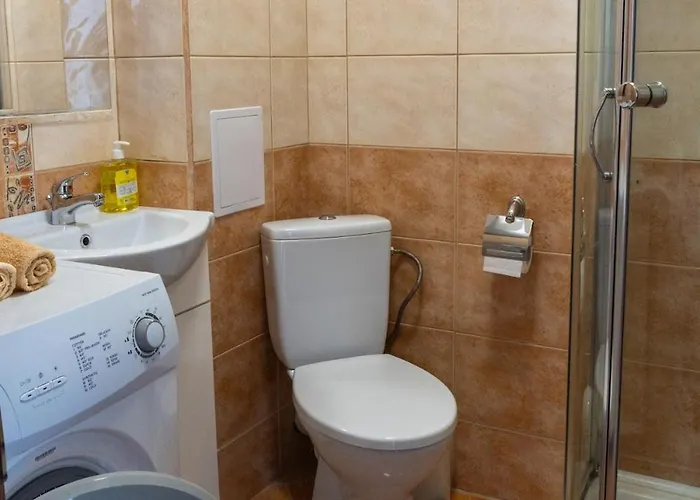 Soleil Bleu Beachfront Getaway Apartment *